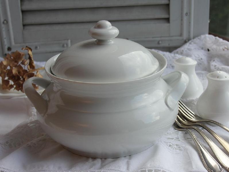 Suppenterrine weiß klein - BLUE COTTAGE - k-IMG_9747