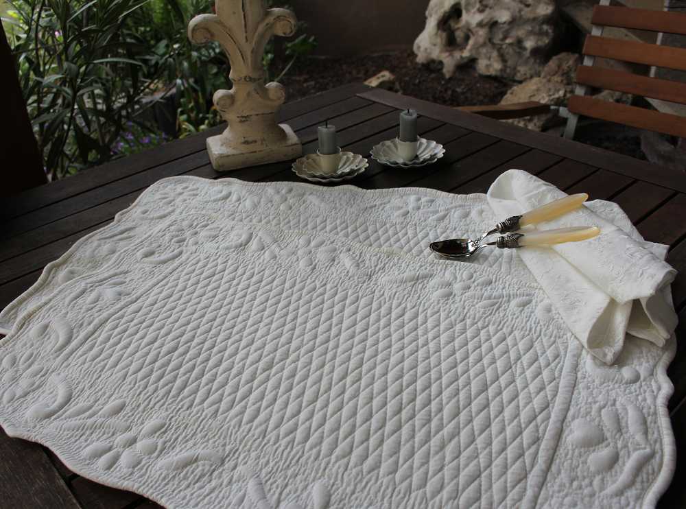 Tischset Boutis BLUE COTTAGE k-IMG_1086 Hochwertiges Tischset gesteppt Boutis