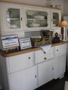 Omas Buffet shabby chic BLUE COTTAGE