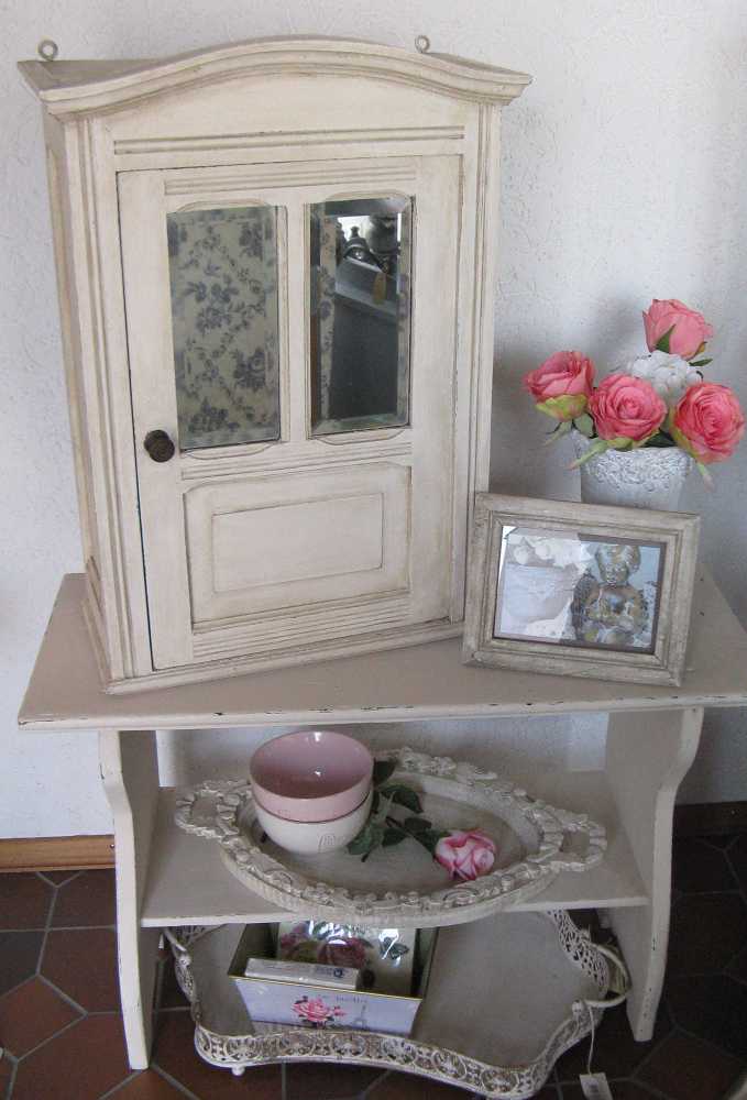 Antiker Hängeschrank shabby chic BLUE COTTAGE k-IMG_0231 Antiker Hängeschrank mit Spiegel BLUE COTTAGE