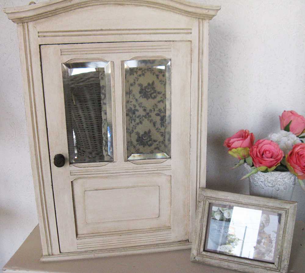 Antiker Hängeschrank shabby chic BLUE COTTAGE k-IMG_0233 Antiker Hängeschrank mit Spiegel BLUE COTTAGE