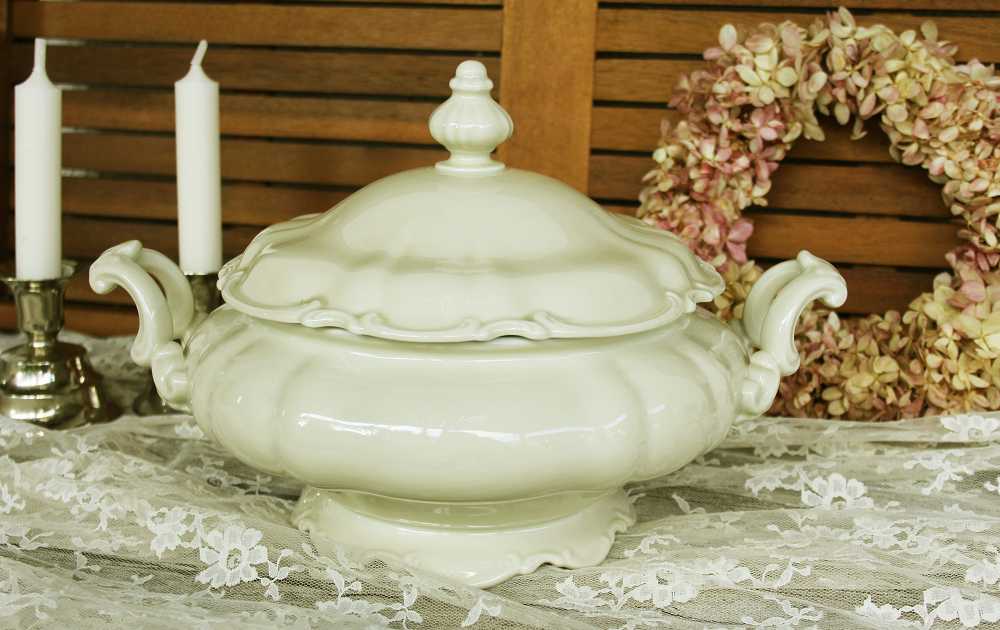 antike Suppenterrine Soupiere creme BLUE COTTAGE k-IMG_0311 alte cremefarbene Soupiere Hutschenreuther BLUE COTTAGE