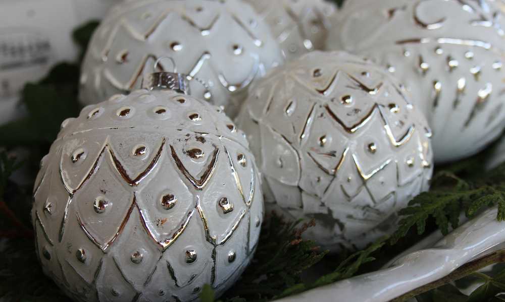Christbaumkugel in weiß L