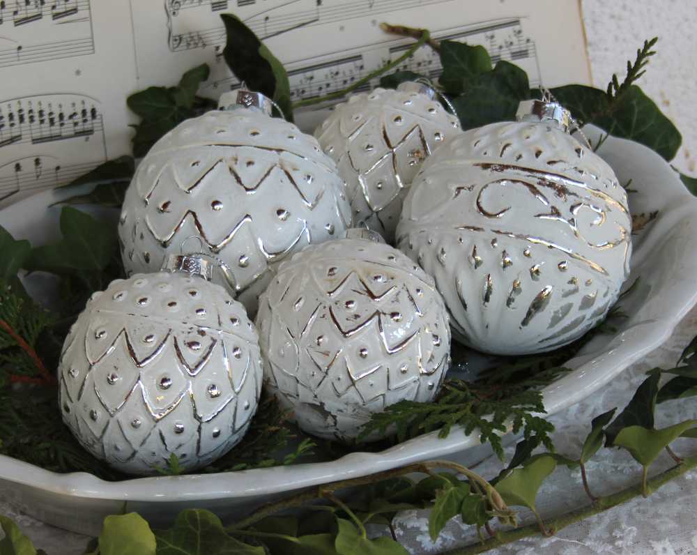 Christbaumkugeln weiß BLUE COTTAGE k-IMG_0292-A 2-er-Set Christbaumkugel in weiß L - BLUE COTTAGE