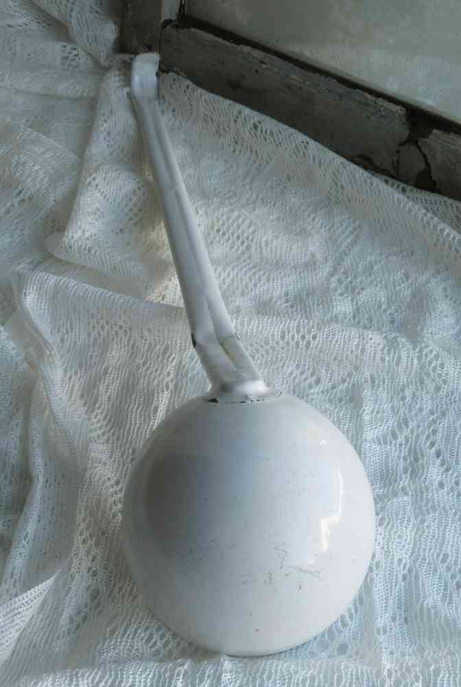 große alte Schöpfkelle Suppenschöpfer Emaille