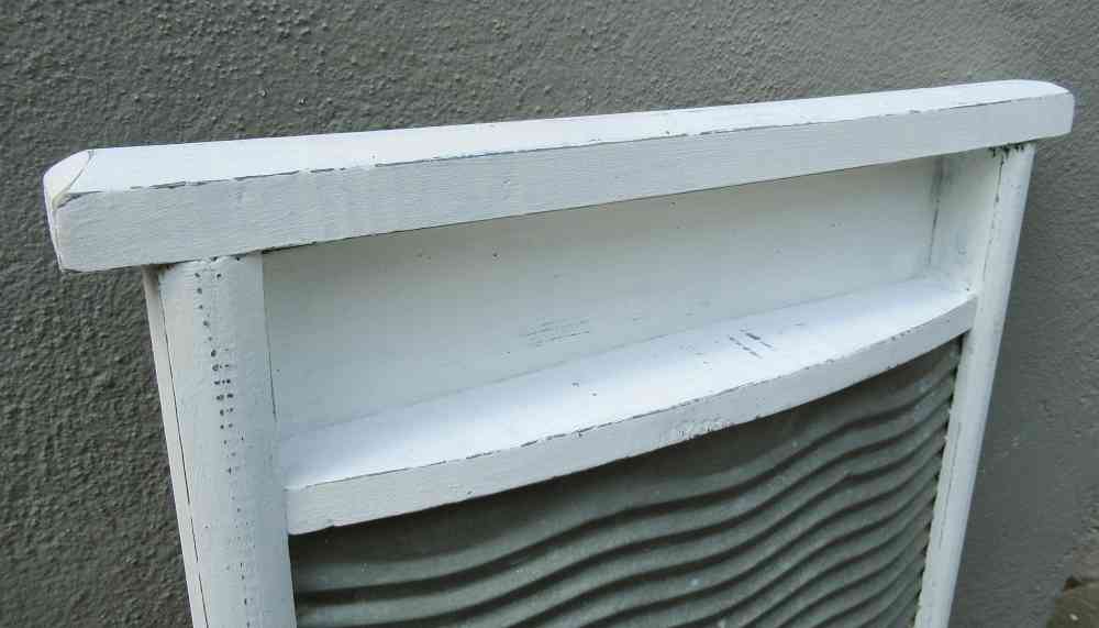 altes Waschbrett shabby weiß BLUE COTTAGE k-IMG_1996 altes großes dekoriertes Waschbrett, shabby chic BLUE COTTAGE