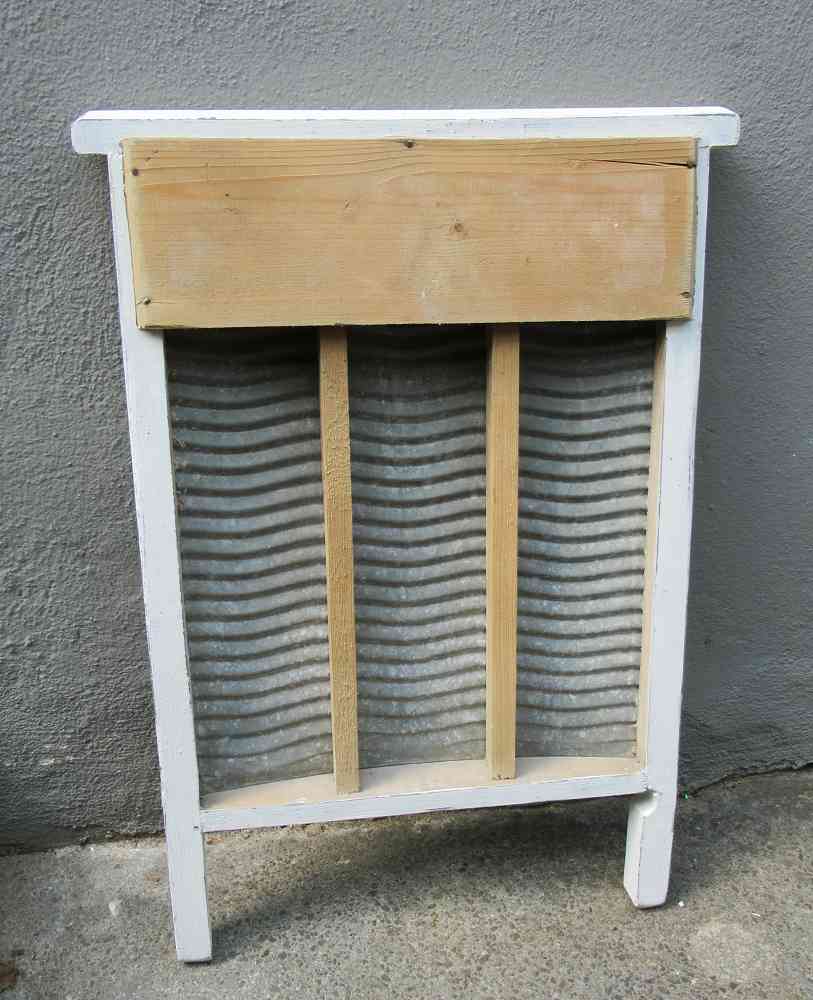 altes Waschbrett shabby weiß BLUE COTTAGE k-IMG_1997 altes großes dekoriertes Waschbrett, shabby chic BLUE COTTAGE