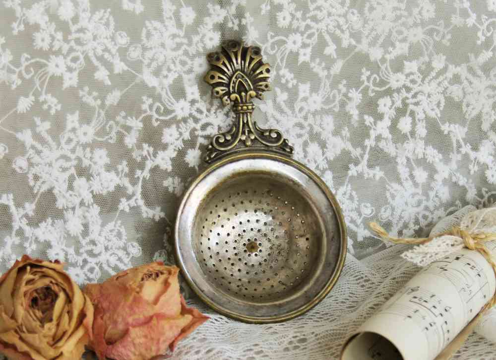 altes Teesieb BLUE COTTAGE k-IMG_2460 antikes Teesieb Frankreich BLUE COTTAGE