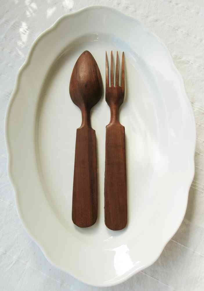 Salatbesteck Holz handgeschnitzt BLUE COTTAGE k-IMG_2981 altes Salatbesteck Holz mit Weintraubendekor BLUE COTTAGE