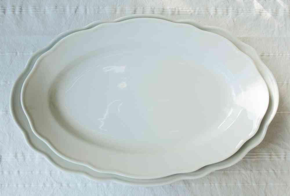 alte Vorlegeplatten BLUE COTTAGE k-IMG_2973 2 große alte Vorlegeplatten Servierplatten BLUE COTTAGE