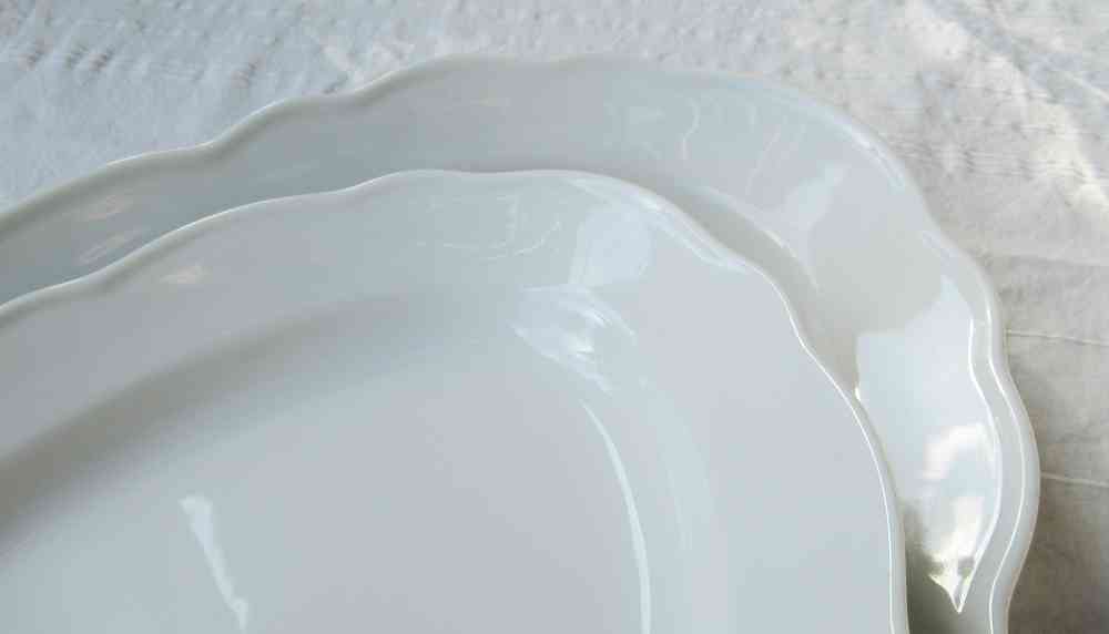 alte Vorlegeplatten BLUE COTTAGE k-IMG_2977 2 große alte Vorlegeplatten Servierplatten BLUE COTTAGE