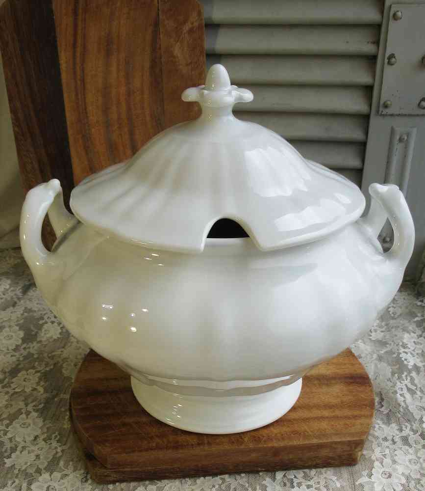 antike sehr große Soupiere Suppenterrine mit Deckel