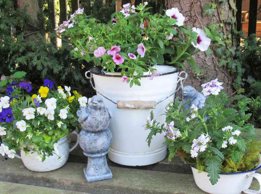 alter Emaille Eimer BLUE COTTAGE k-IMG_4085 alter Eimer Emaille mit Henkel BLUE COTTAGE