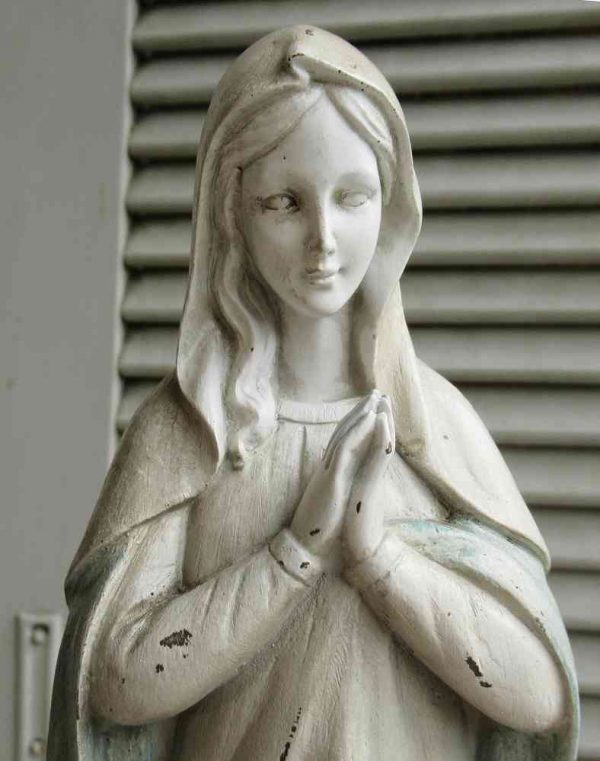 Madonna Maria-Figur mit graublauem Umhang BLUE COTTAGE