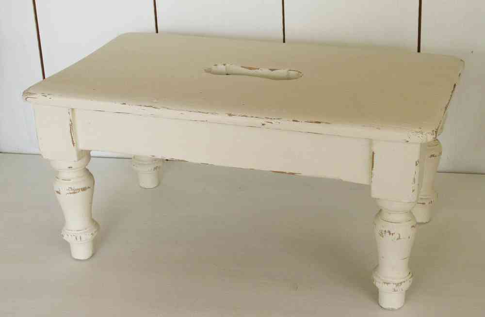 alter Fußschemel creme shabby BLUE COTTAGE k-IMG_4929 alter süßer Schemel Fußschemel shabby chic BLUE COTTAGE