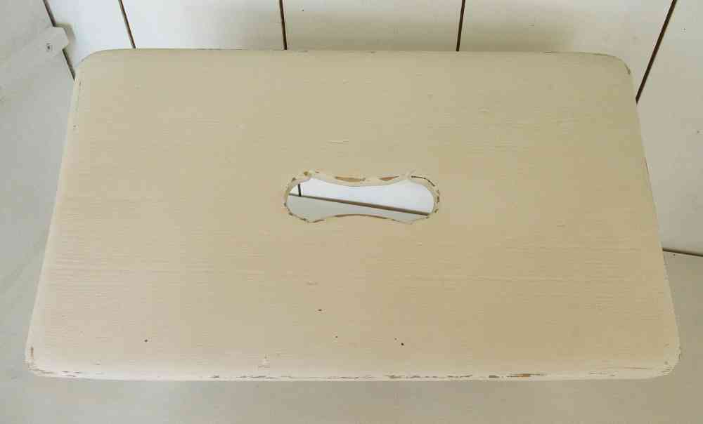 alter Fußschemel creme shabby BLUE COTTAGE k-IMG_4930 alter süßer Schemel Fußschemel shabby chic BLUE COTTAGE