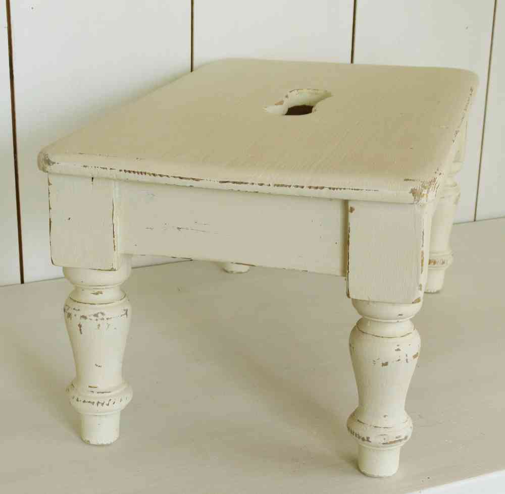 alter Fußschemel creme shabby BLUE COTTAGE k-IMG_4934 alter süßer Schemel Fußschemel shabby chic BLUE COTTAGE