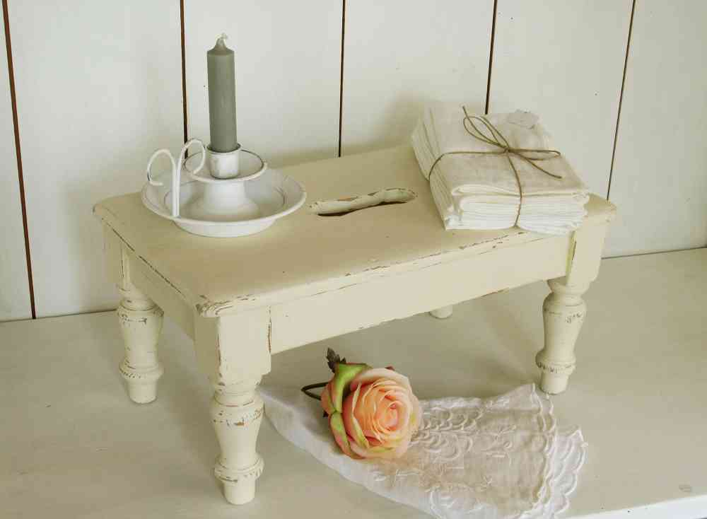 alter Fußschemel creme shabby BLUE COTTAGE k-IMG_4937 alter süßer Schemel Fußschemel shabby chic BLUE COTTAGE