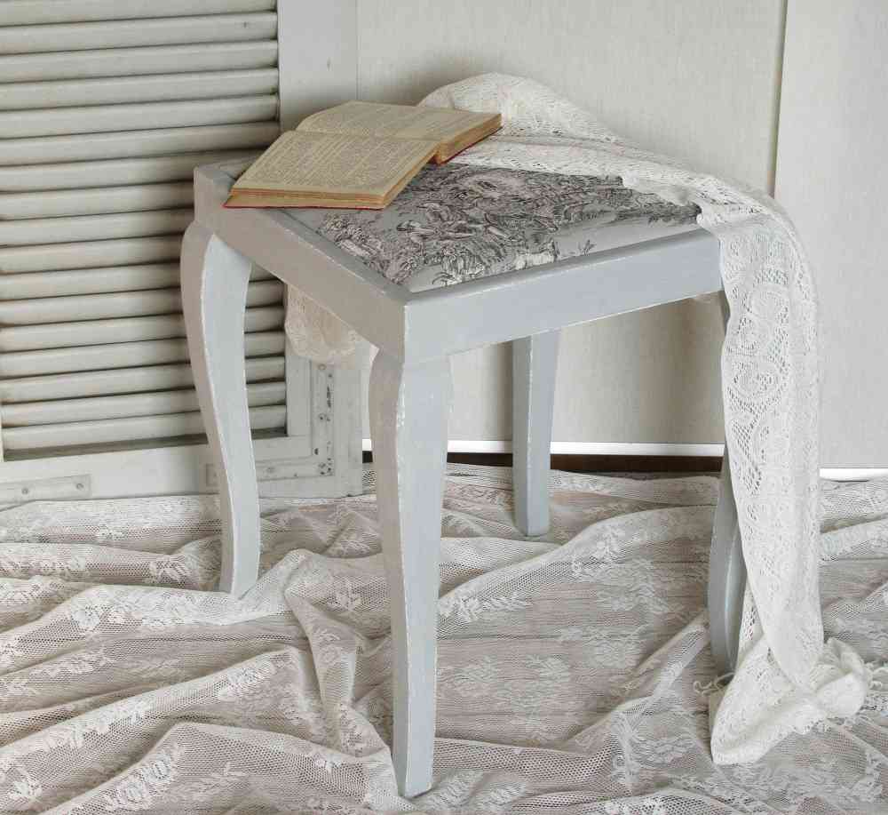Hocker Toile de Jouy BLUE COTTAGE k-IMG_5376 zauberhafter alter Hocker shabby chic BLUE COTTAGE