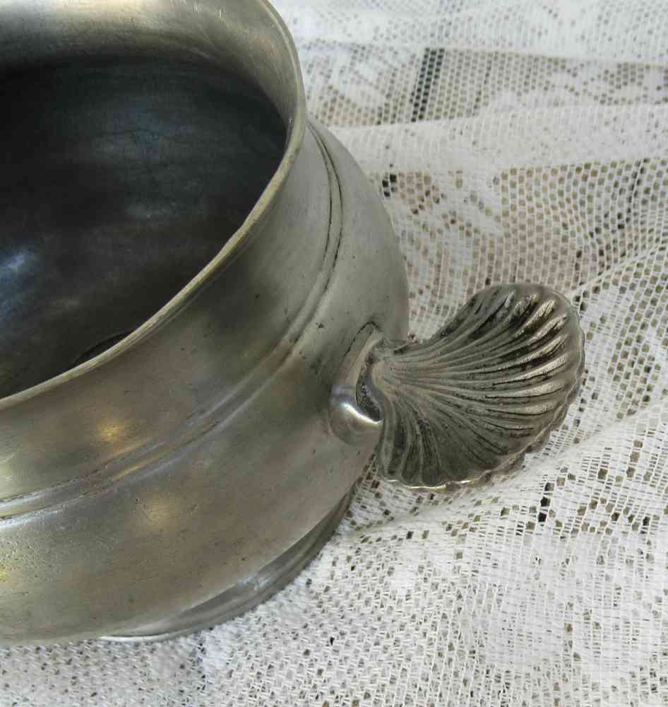 kleine Terrine Übertopf Zinn BLUE COTTAGE k-IMG_5144 alte kleine Terrine ohne Deckel Zinn gepunzt