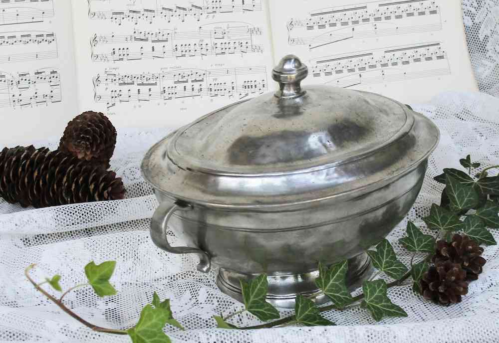 ovale Terrine Zinn BLUE COTTAGE k-IMG_5159 antike Terrine Zinn gepunzt Frankreich BLUE COTTAGE