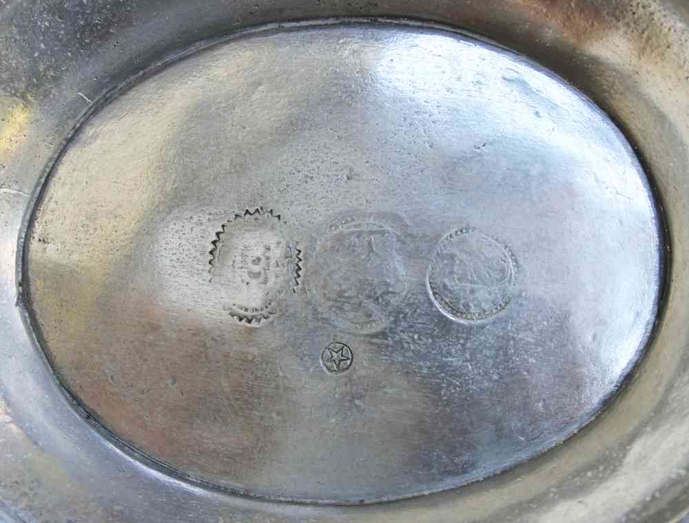 ovale Terrine Zinn BLUE COTTAGE k-IMG_5169 antike Terrine Zinn gepunzt Frankreich BLUE COTTAGE