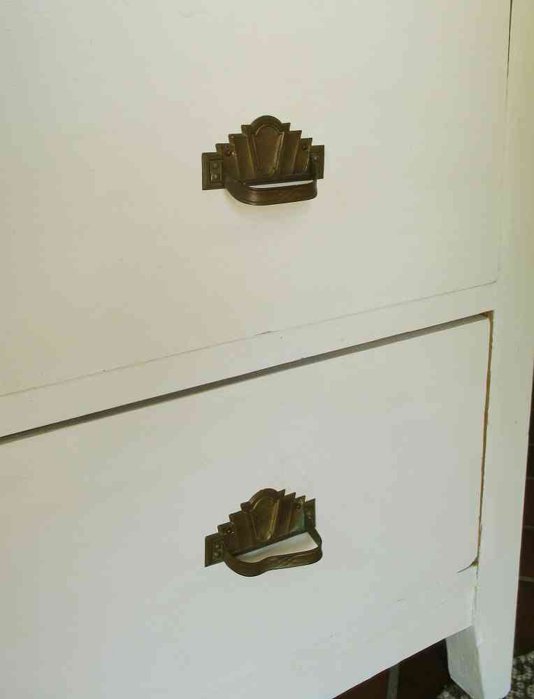 antike Kommode Jugendstil BLUE COTTAGEk-IMG_6504 antike Kommode Schubladenkommode Jugendstil altweiß BLUE COTTAGE