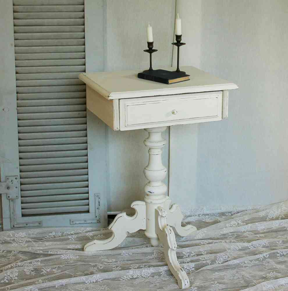 alter Nähtisch shabby chic BLUE COTTAGE k-IMG_7106 zauberhafter antiker Nähtisch Beistelltisch BLUE COTTAGE