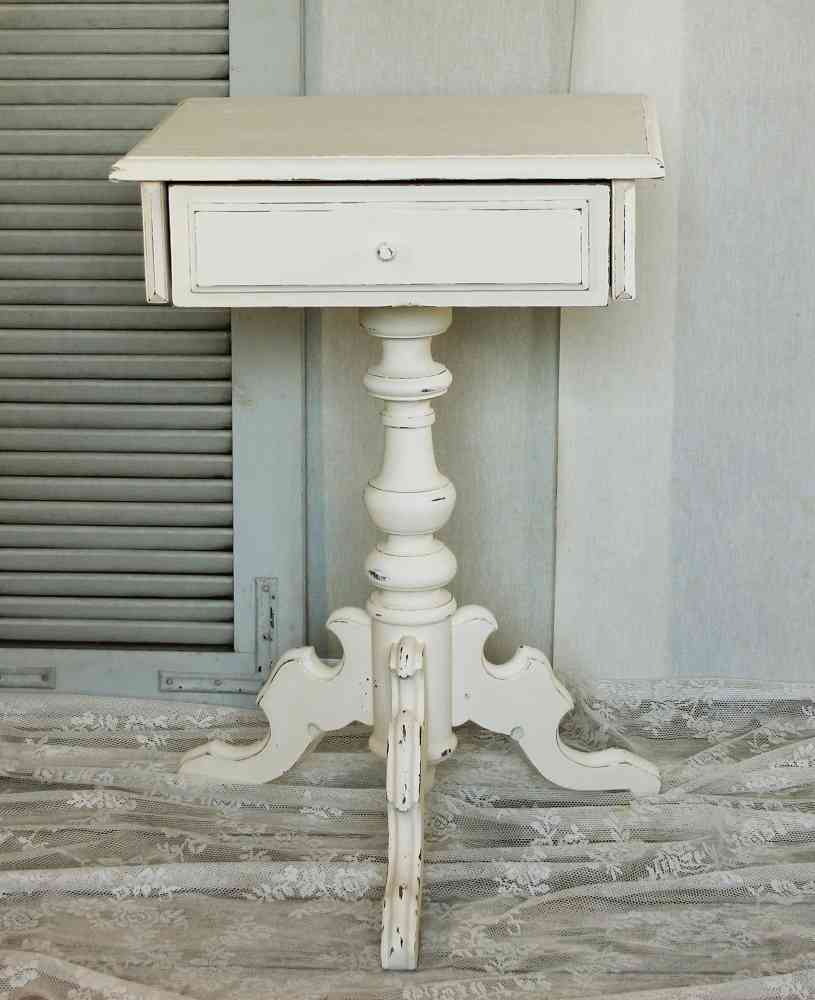 alter Nähtisch shabby chic BLUE COTTAGE k-IMG_7109 zauberhafter antiker Nähtisch Beistelltisch BLUE COTTAGE