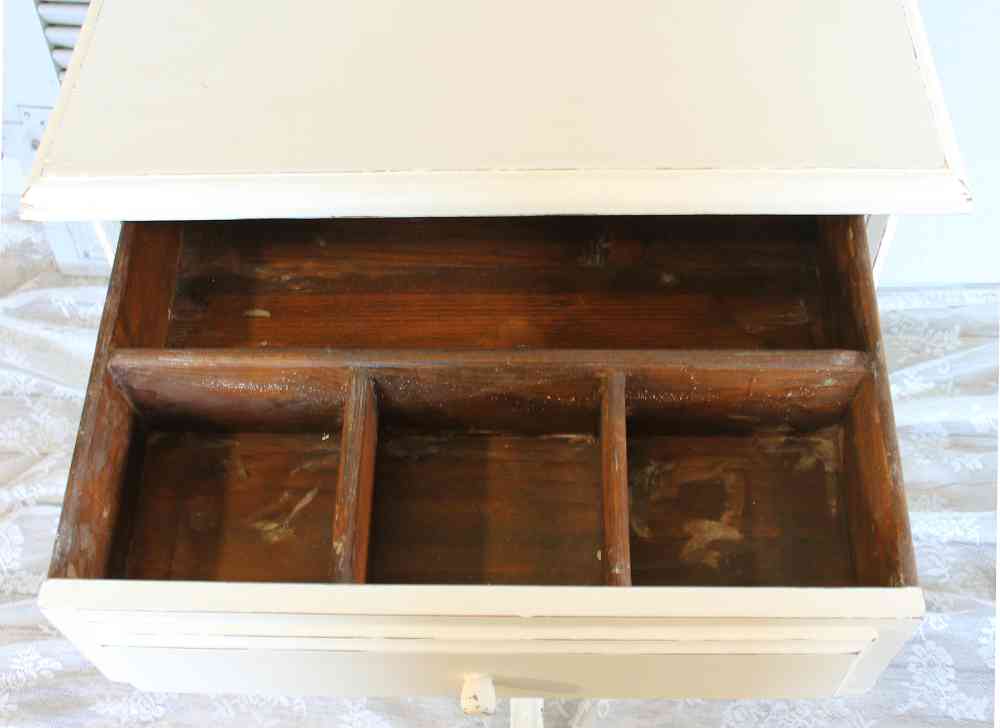 alter Nähtisch shabby chic BLUE COTTAGE k-IMG_7115 zauberhafter antiker Nähtisch Beistelltisch BLUE COTTAGE