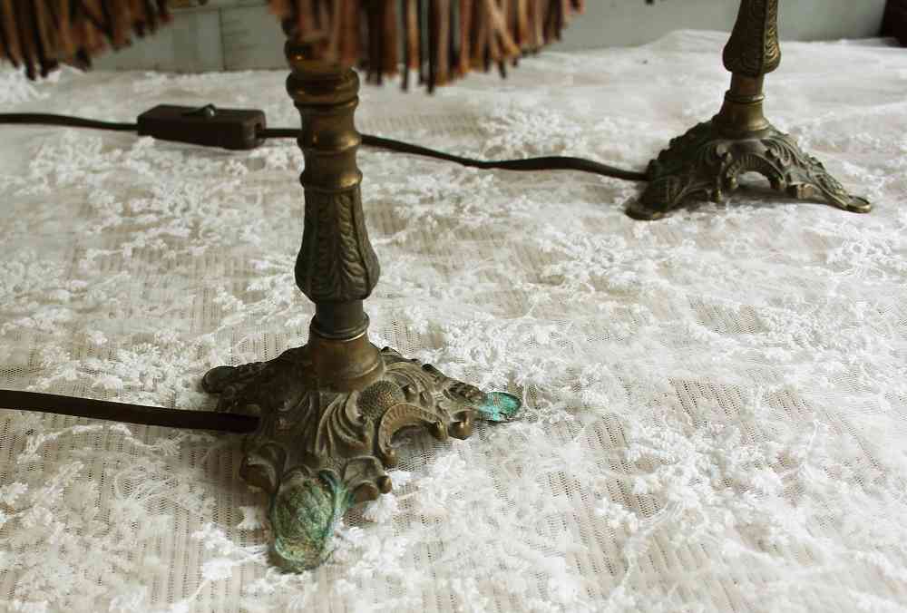 2 St. alte Nachttischleuchten BLUE COTTAGE k-IMG_7306 PAAR Nachttischleuchten Messingfuß Pergamentschirm BLUE COTTAGE