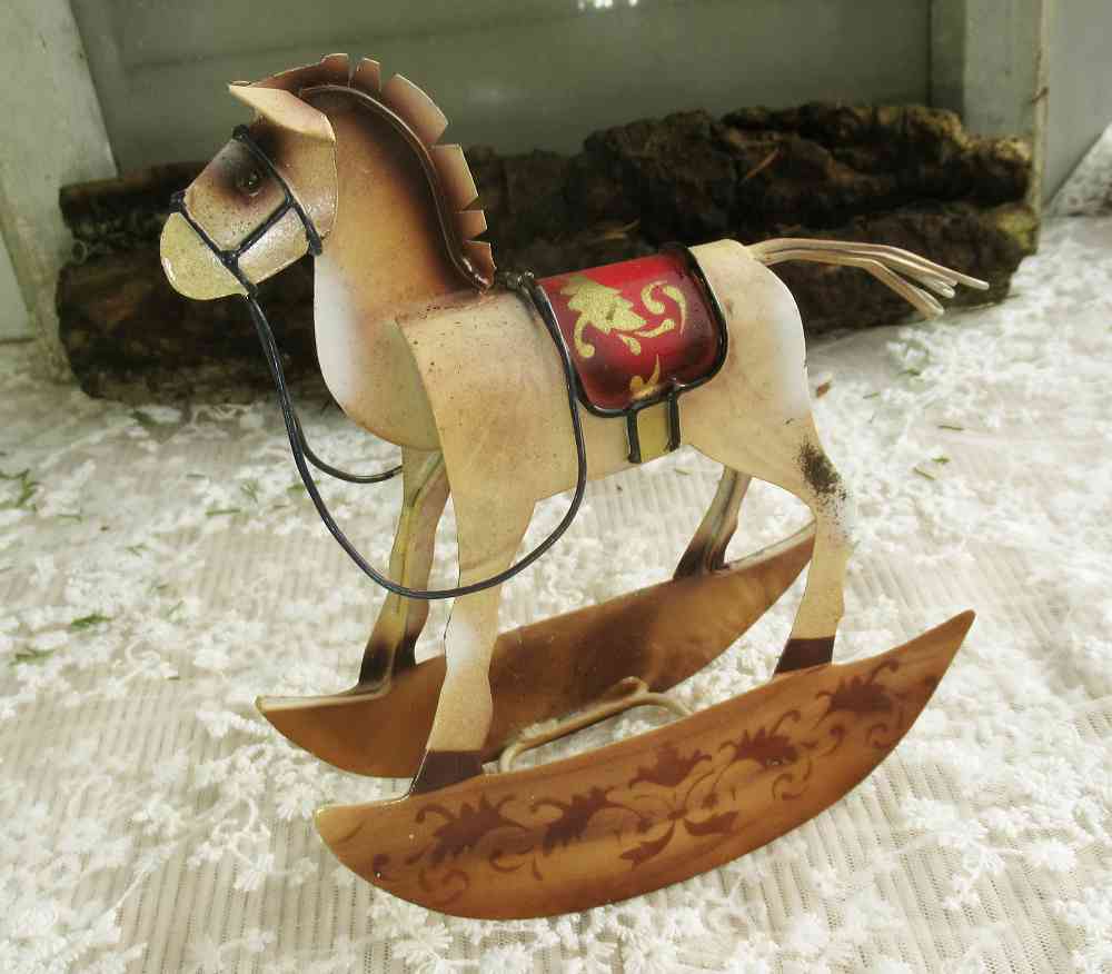 Metallpferdchen klein BLUE COTTAGE k-IMG_7840 alte Schaukelpferde 4+1 Set aus Metall BLUE COTTAGE