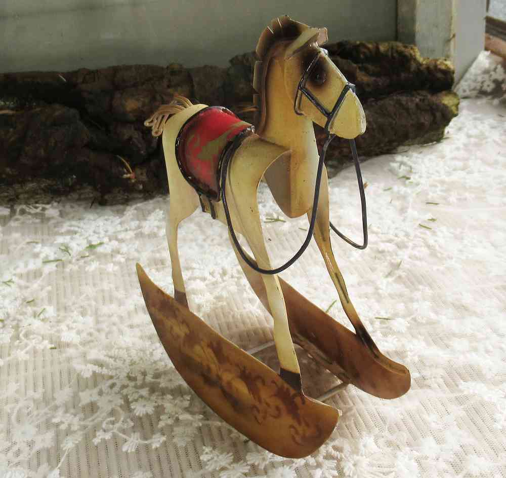 Metallpferdchen klein BLUE COTTAGE k-IMG_7841 alte Schaukelpferde 4+1 Set aus Metall BLUE COTTAGE