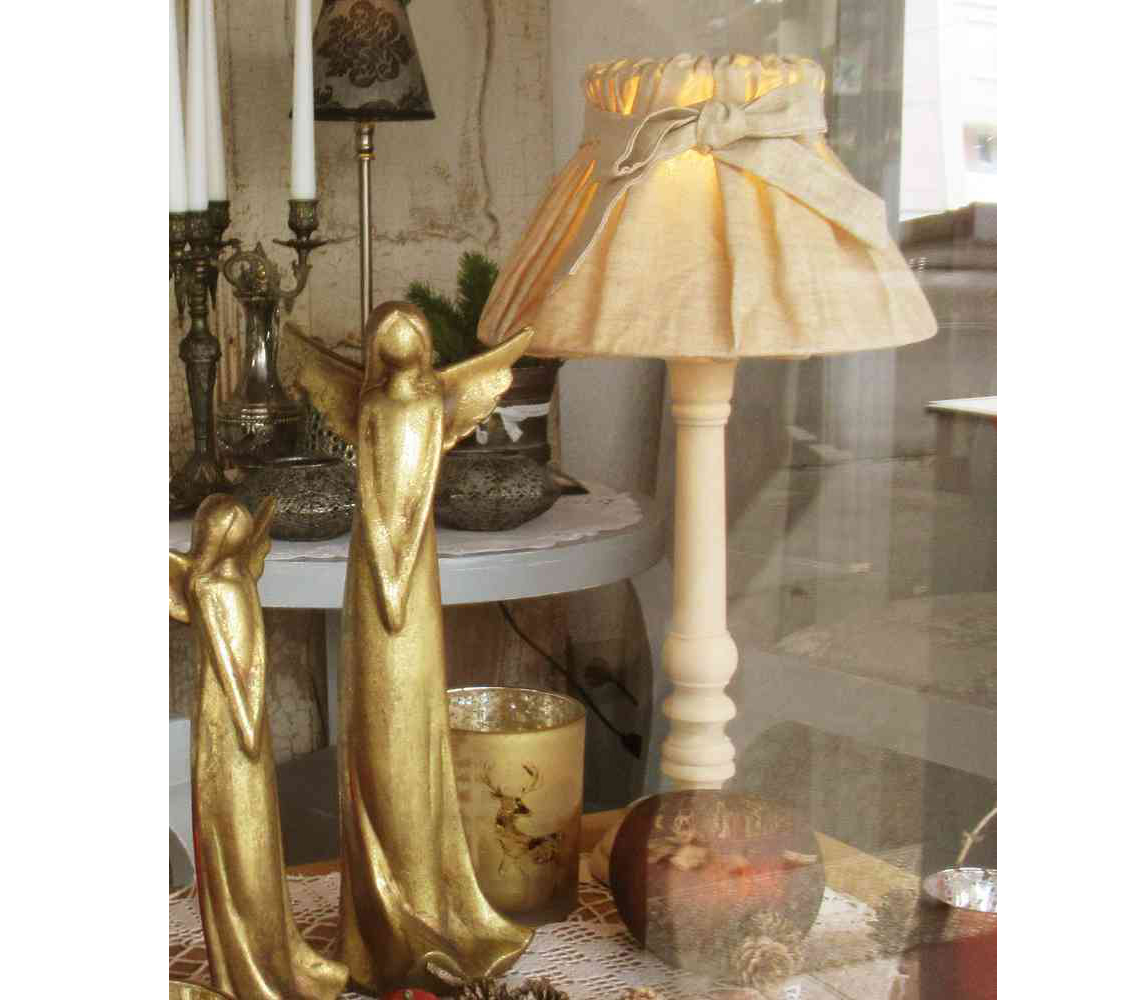 Tischleuchte beige klein BLUE COTTAGE k-IMG_7966 - E Tischleuchte mit Holzfuß und Stoff-Schirm beige BLUE COTTAGE