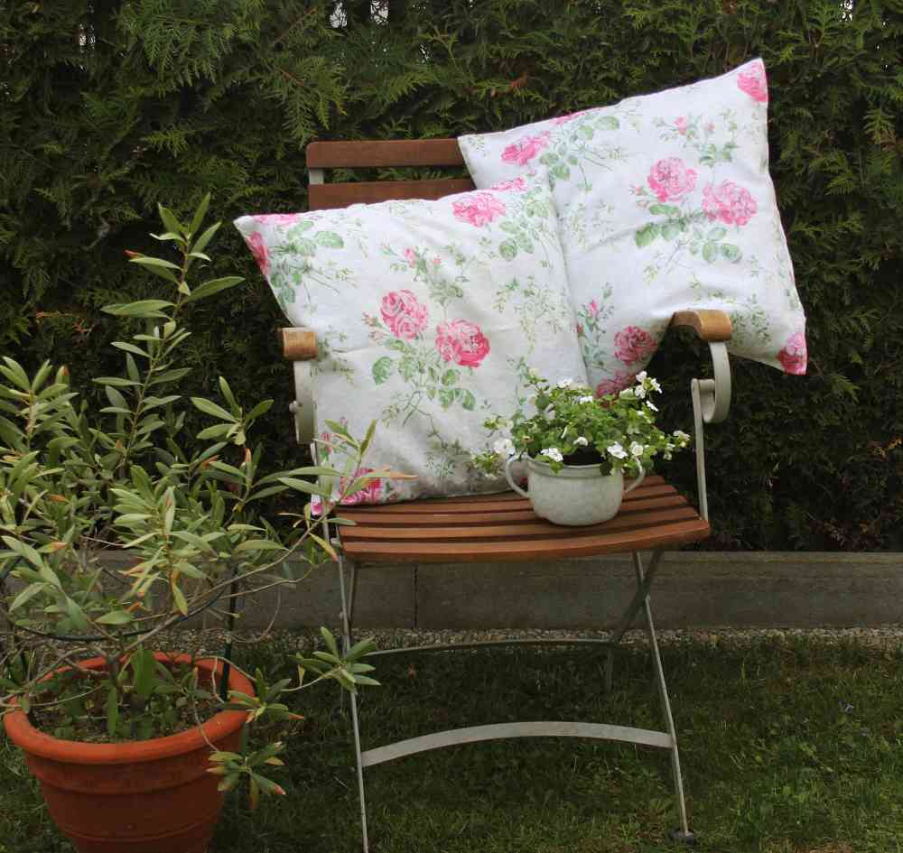 Rosenkissen Kissenhülle Rosen BLUE COTTAGE k-IMG_9111 romantische Kissenhülle mit Rosenmuster BLUE COTTAGE