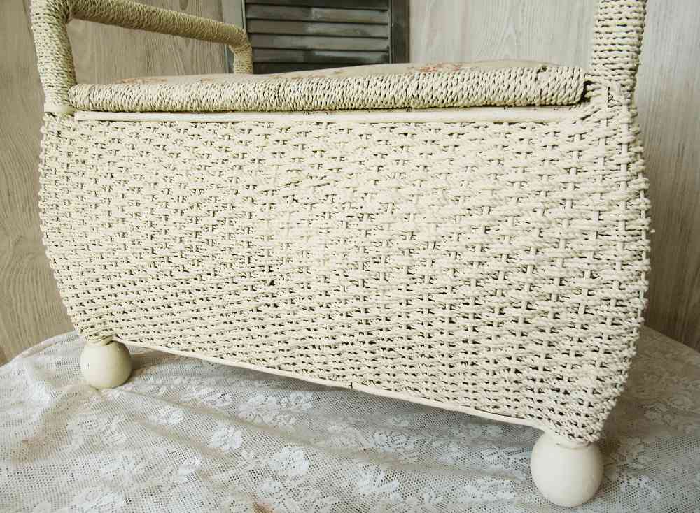 alte Sitztruhe Wäschetruhe - BLUE COTTAGE k-IMG_9870 alte Wäschetruhe Sitztruhe Wäschekorb BLUE COTTAGE